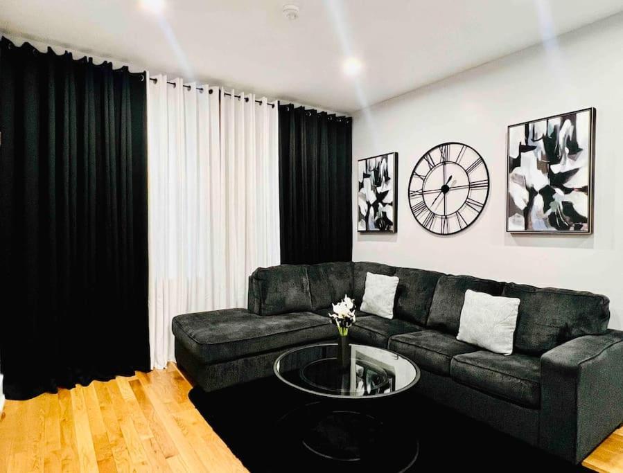 2 Bedroom Apartment, Close To Nyc & Downtown Jc! เจอร์ซีย์ซิตี้ ภายนอก รูปภาพ