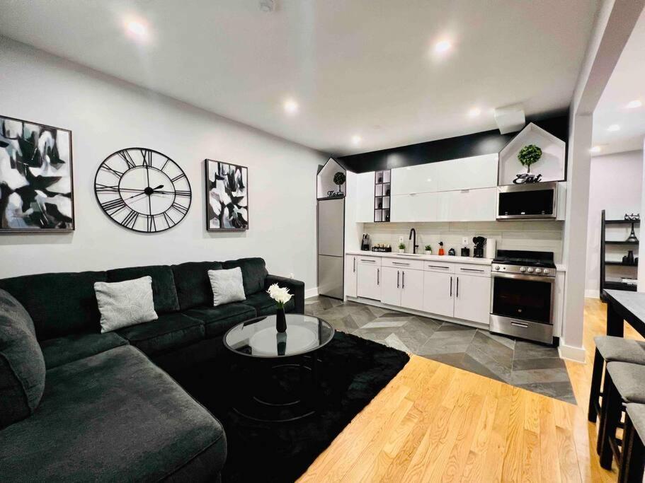 2 Bedroom Apartment, Close To Nyc & Downtown Jc! เจอร์ซีย์ซิตี้ ภายนอก รูปภาพ